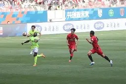 MILE中国官方网站-包含华东球队凭借绝杀球擒敌手，积分榜上升至第三的词条